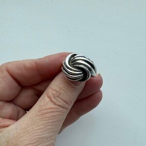 Chunky Silver Swirl Ring